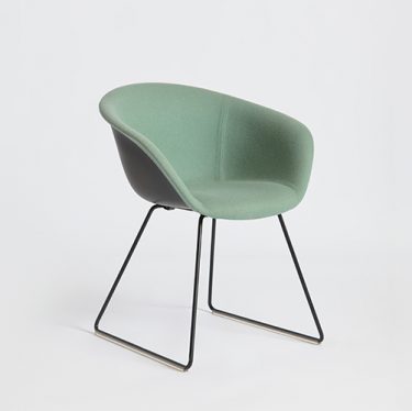 Duna 02 Sled Chair | Designer Office Chairs