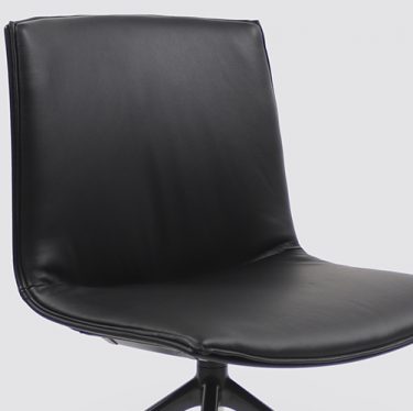 Catifa Up Soft Castor Chair | Designer Office Chairs