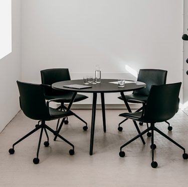 Catifa Up Soft Castor Chair | Designer Office Chairs