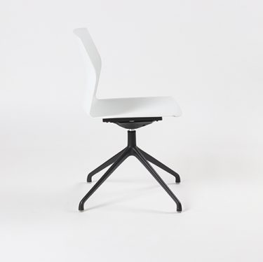 Kabi Swivel Chair | Designer Office Chairs