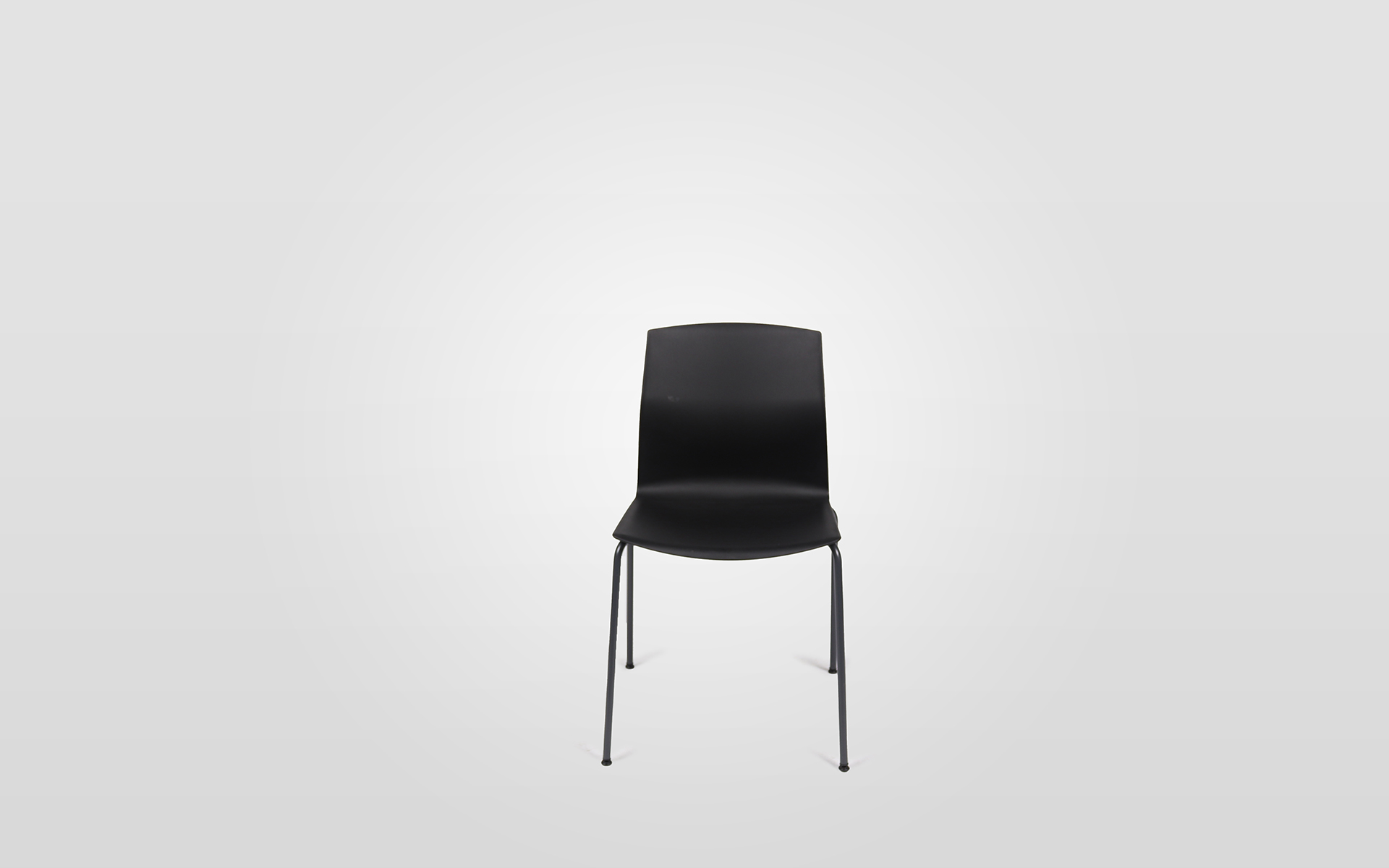 Kabi 4-Leg Chair