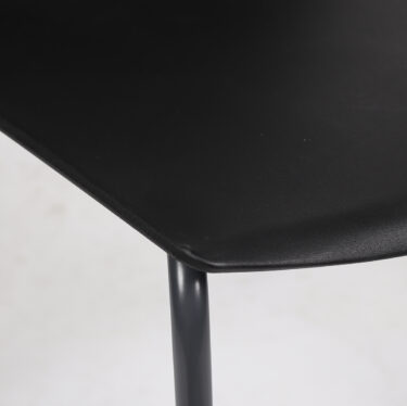 Kabi 4-Leg Chair | Designer Office Chairs