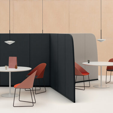 Cila Sled Dining Chair | Designer Dining Chairs