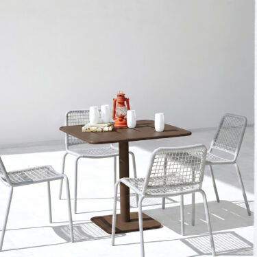 Vega Pedestal Table | Designer Dining Tables, Outdoor Tables, Outdoor Tables, Tables