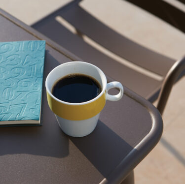 Vega Pedestal Table | Designer Dining Tables, Outdoor Tables, Outdoor Tables, Tables