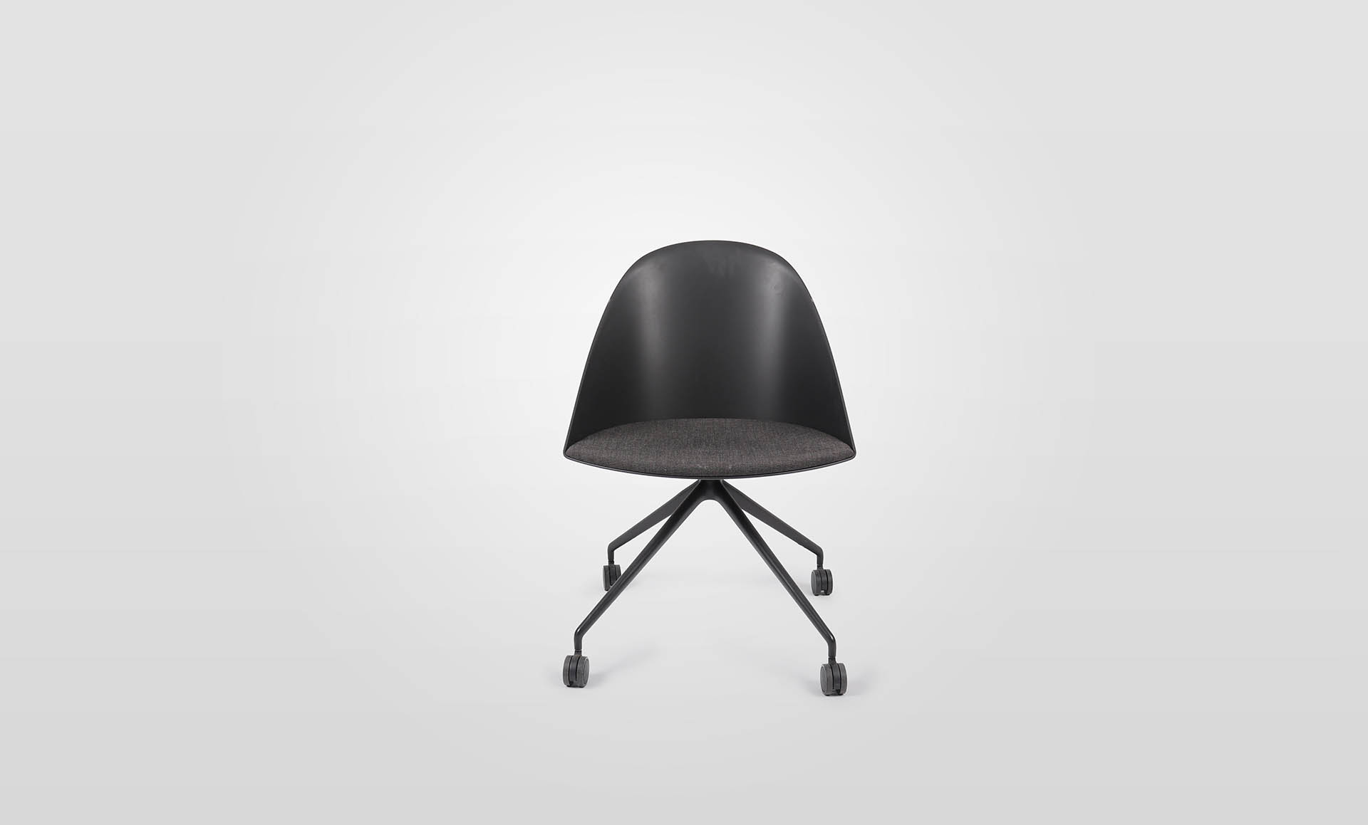 Cila 4-Way Castor Chair