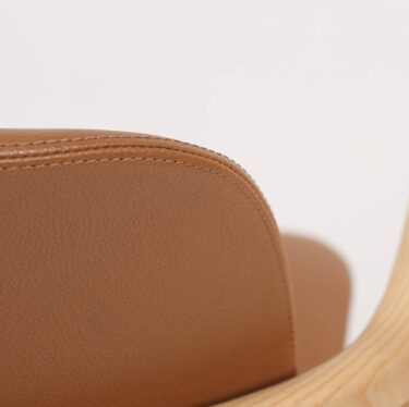 Relief 4-Leg Armchair | Designer Dining Chairs