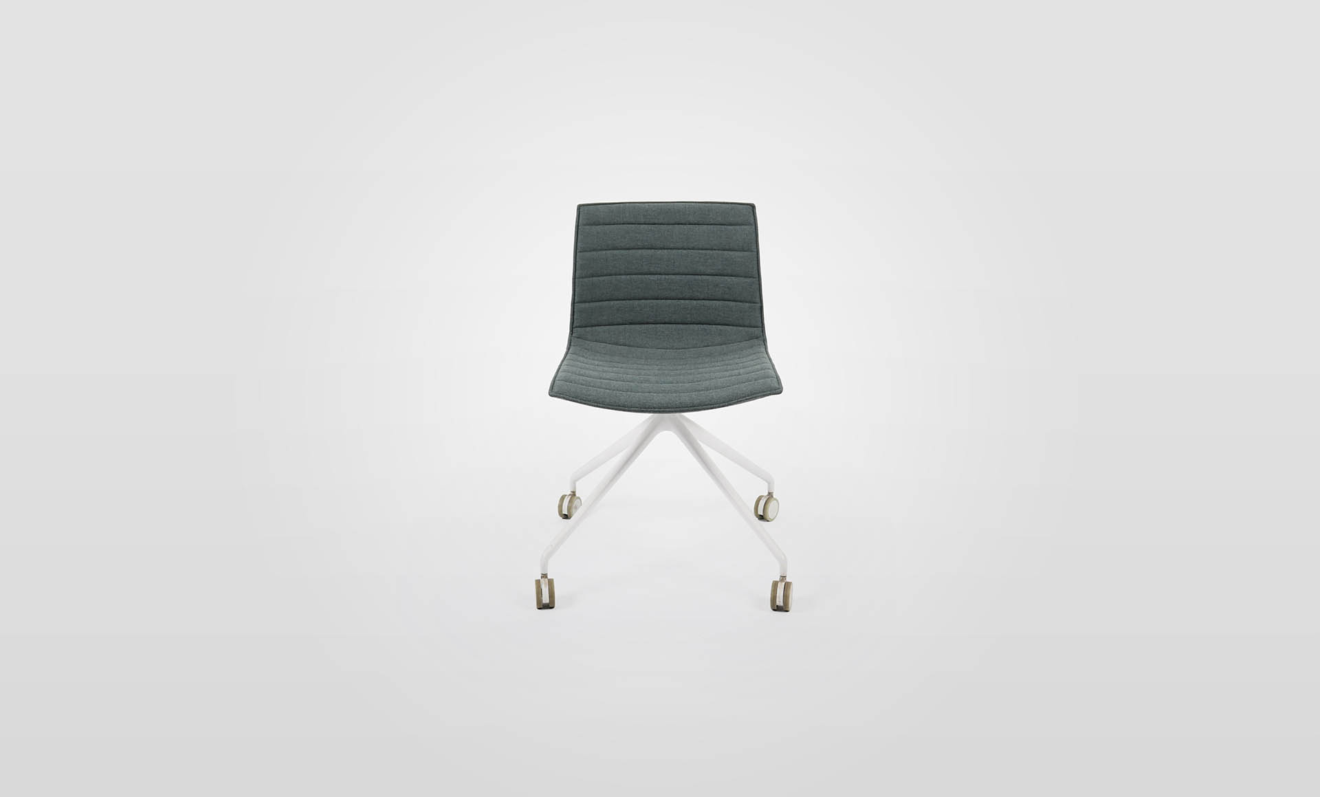 Catifa 46 4-Way Castor Chair