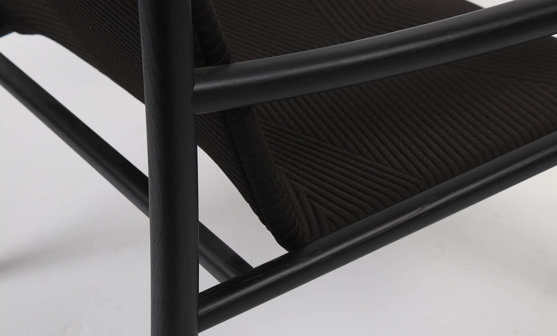 Kata Lounge Chair - Image 6