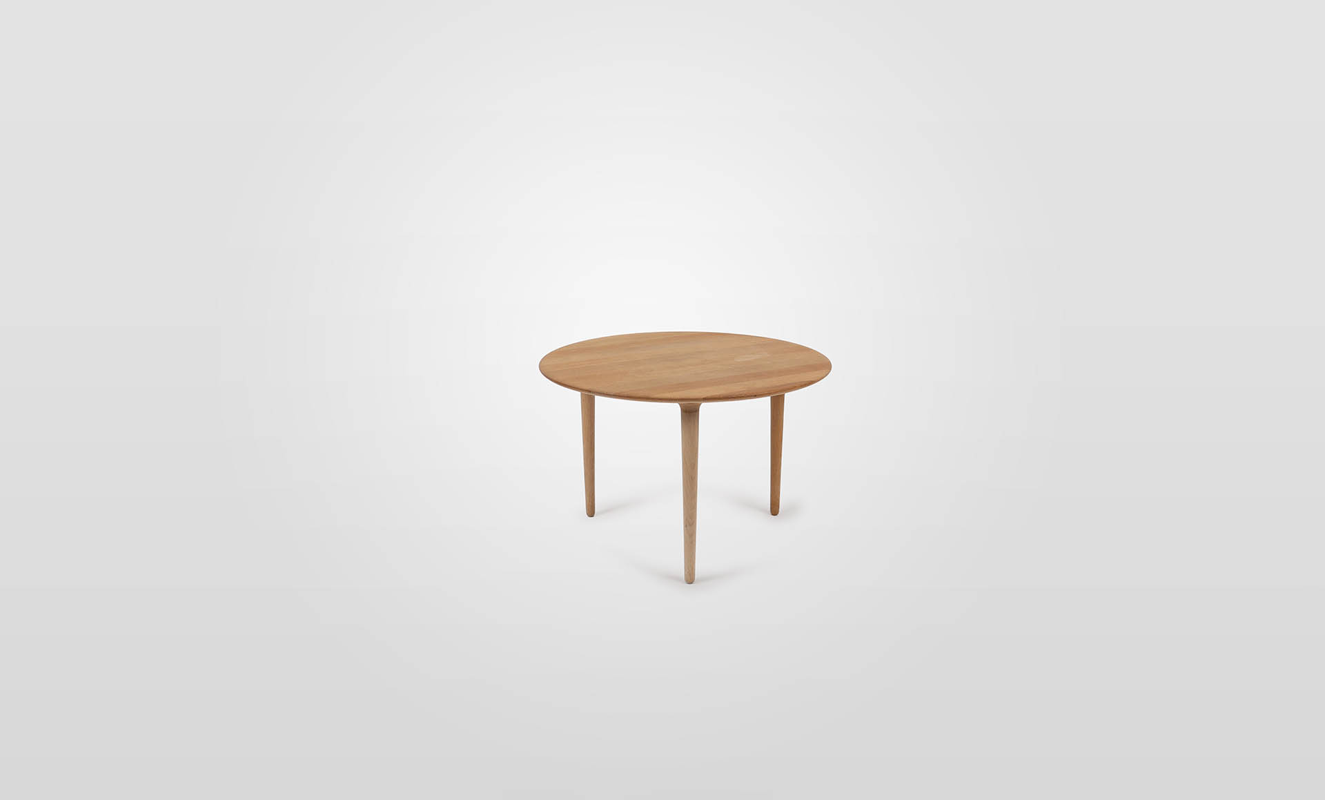 Evja Round Coffee Table