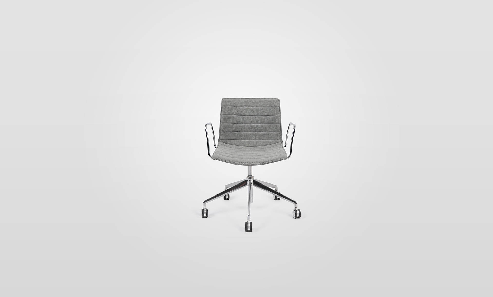 Catifa 46 5-Way Castor Chair With Arms