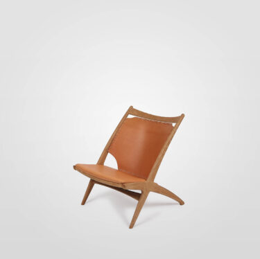 Krysset Lounge Chair | Designer Lounge Chairs