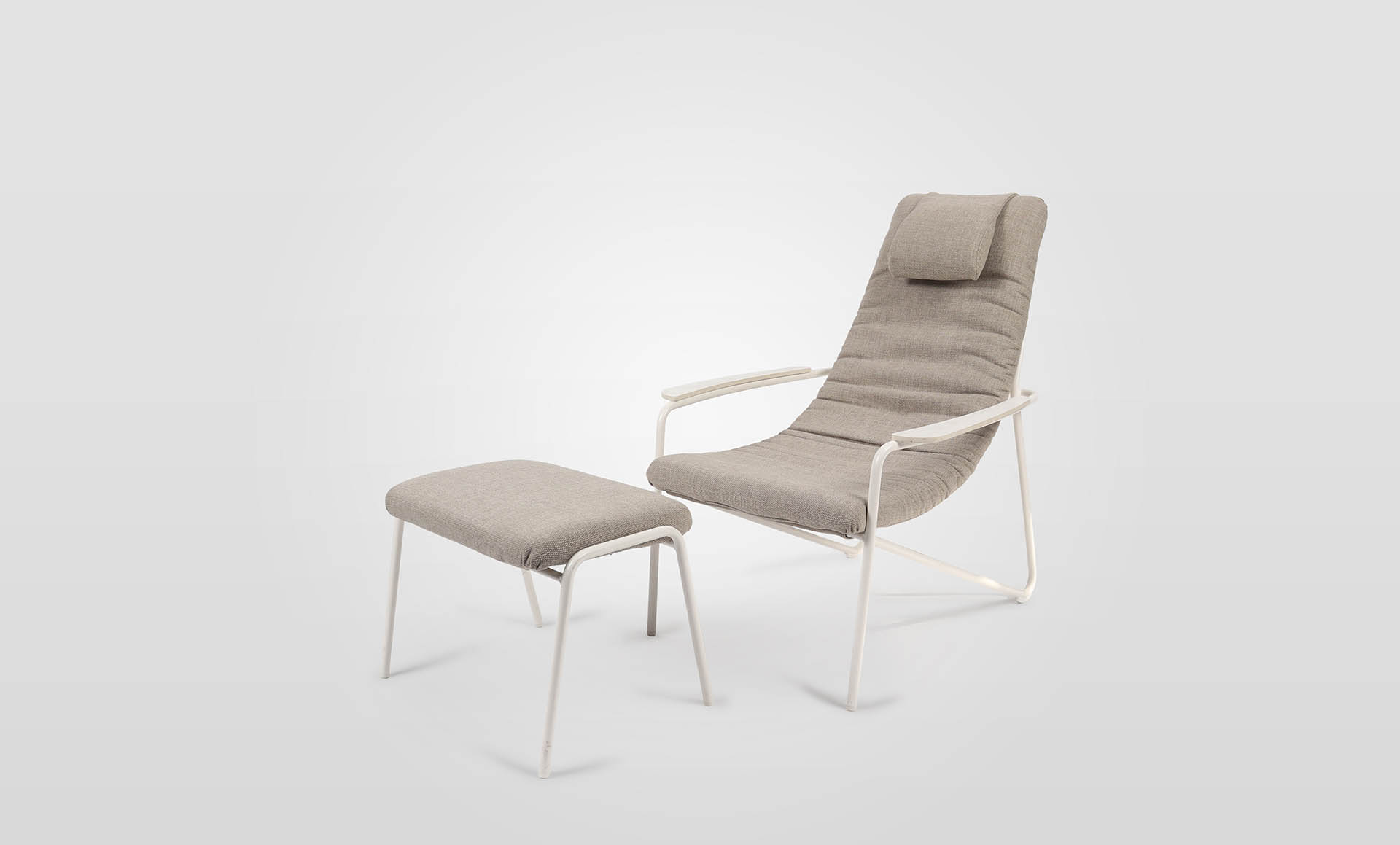 Calma Lounge Chair & Ottoman - Image 3
