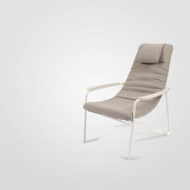 Calma Lounge Chair & Ottoman | Designer Lounge Chairs, Outdoor Seating