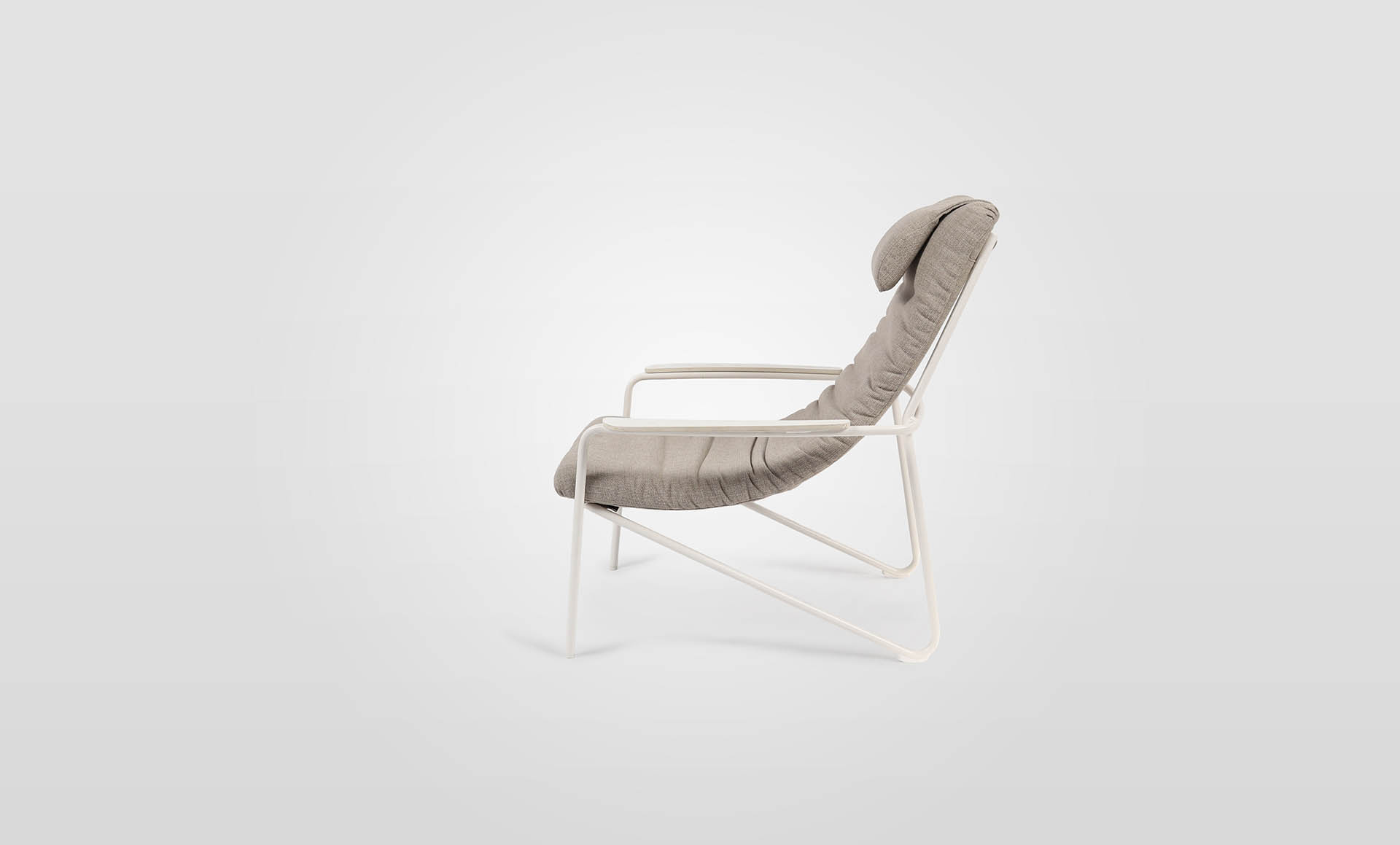 Calma Lounge Chair & Ottoman - Image 5