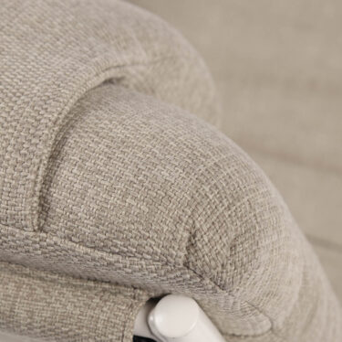 Calma Lounge Chair & Ottoman | Designer Lounge Chairs, Outdoor Seating
