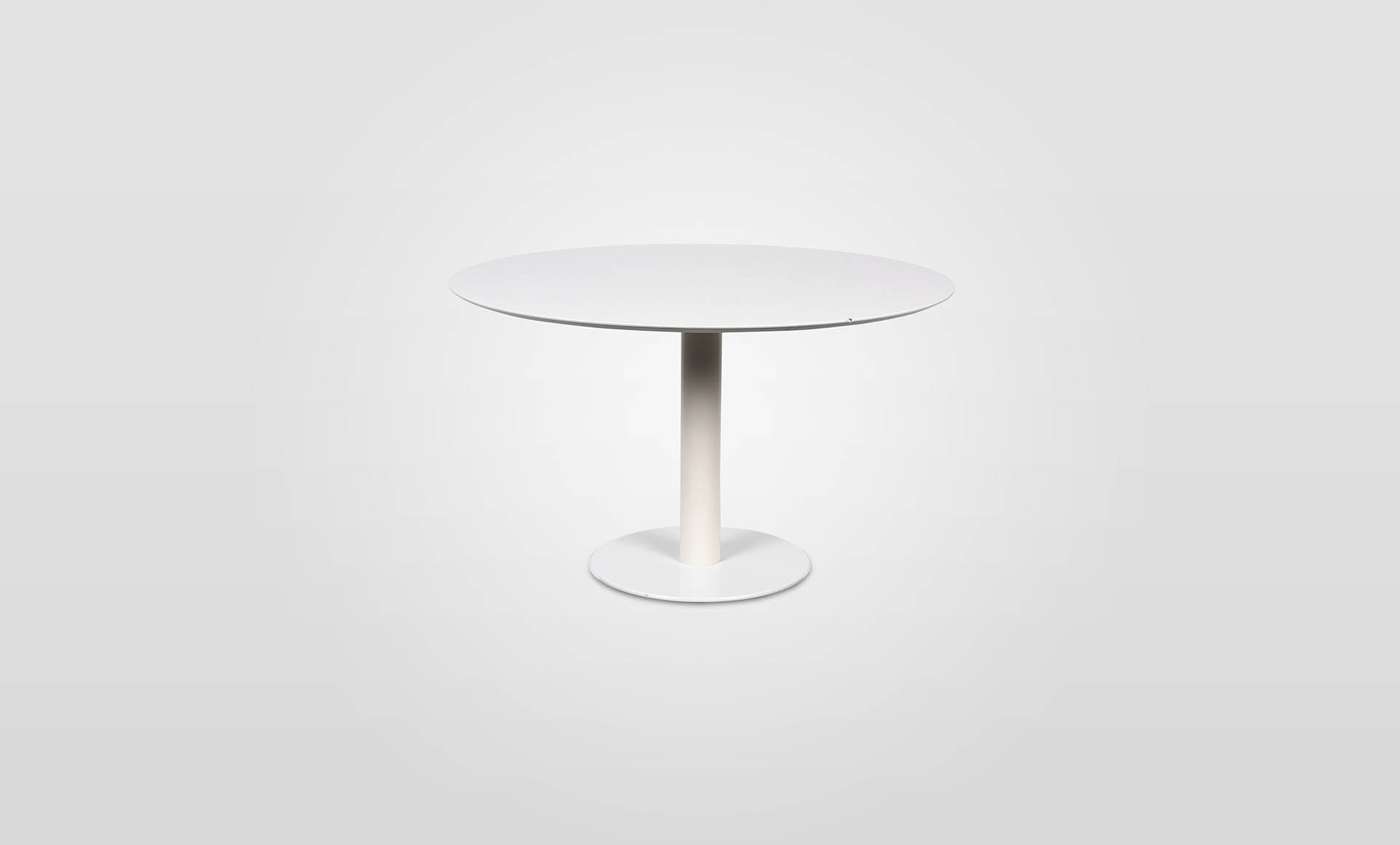 Zero Dining Table