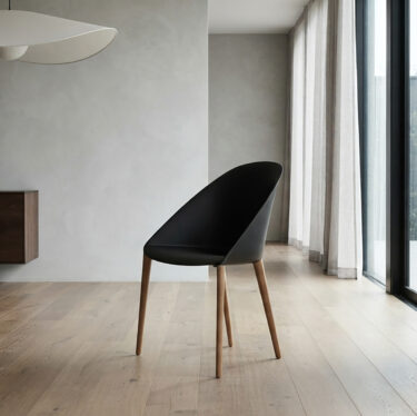 Cila Four-Leg Dining Chair | Designer Dining Chairs