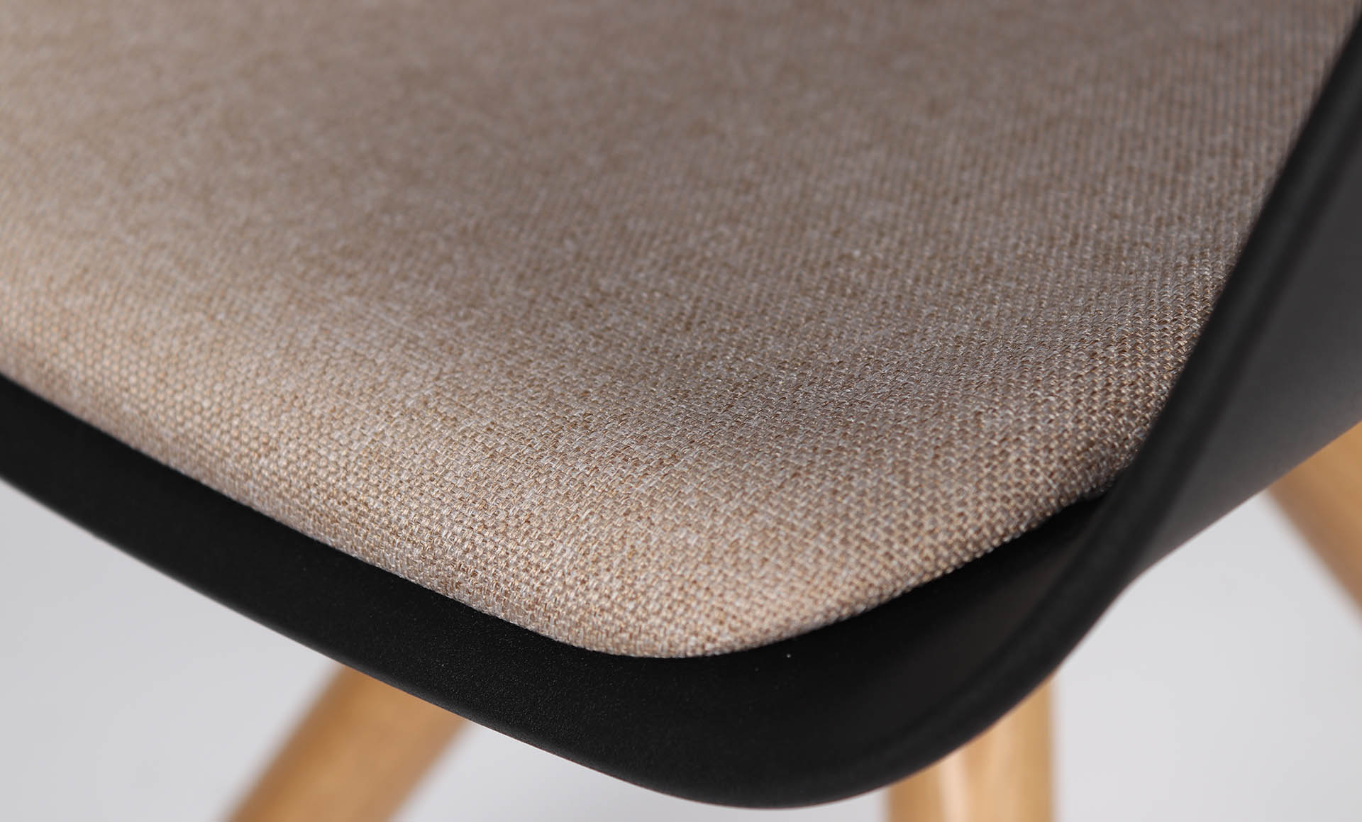 Lur Four-Leg Chair - Image 8