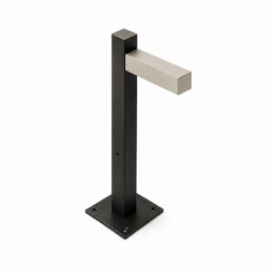 Walking Palo - Pole 600 - 1 Head - A 60H Outdoor Floor Lamp